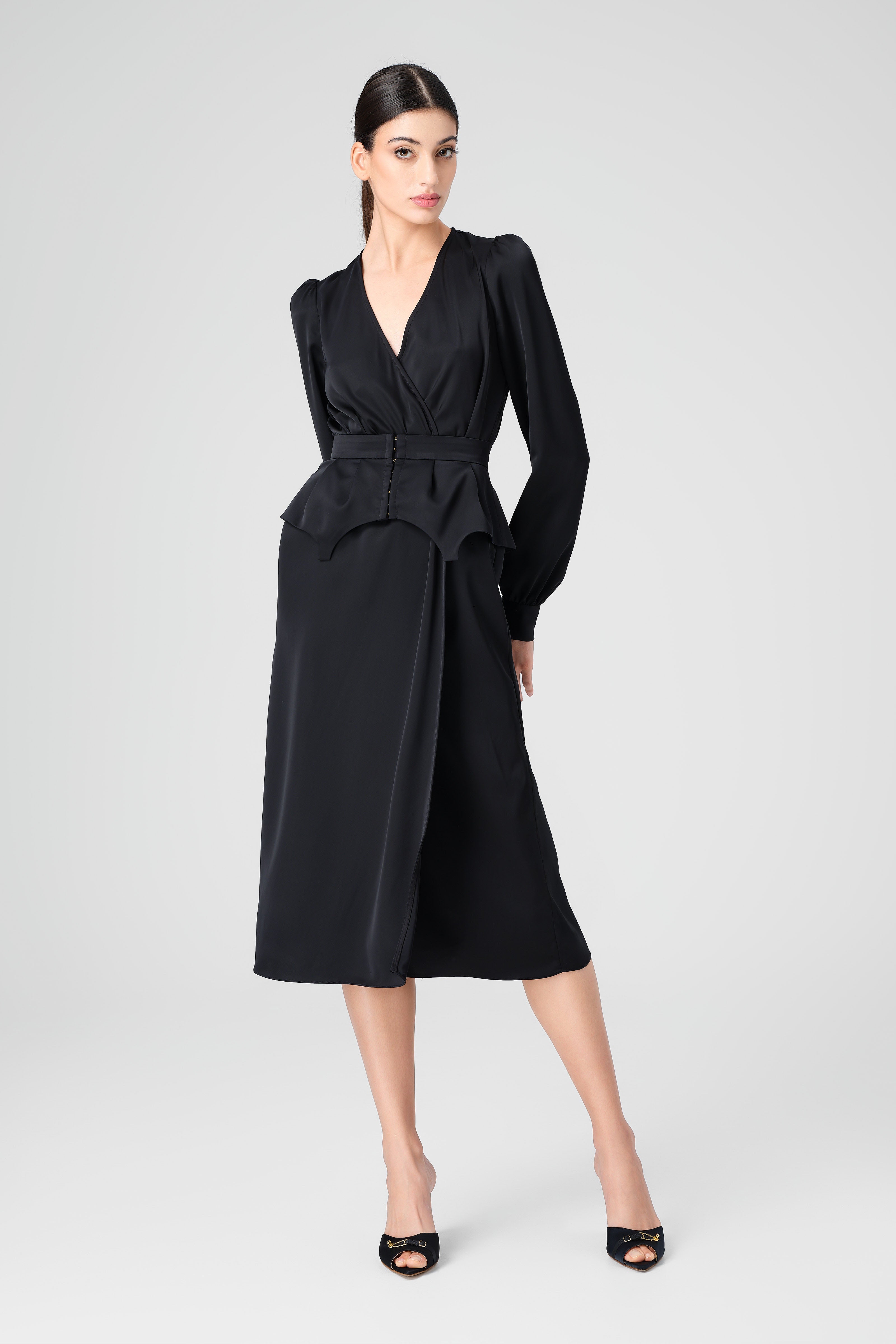 Rochie midi neagra cu corset integrat Fold