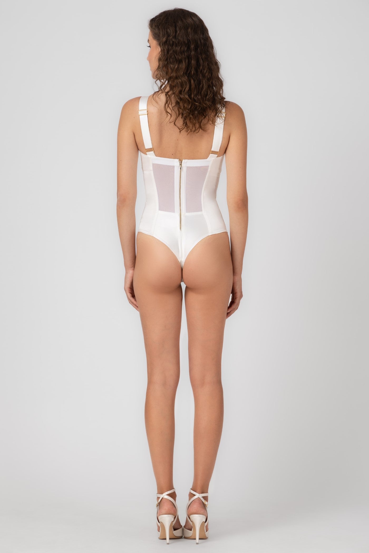 Body alb din satin elastic Sculpt