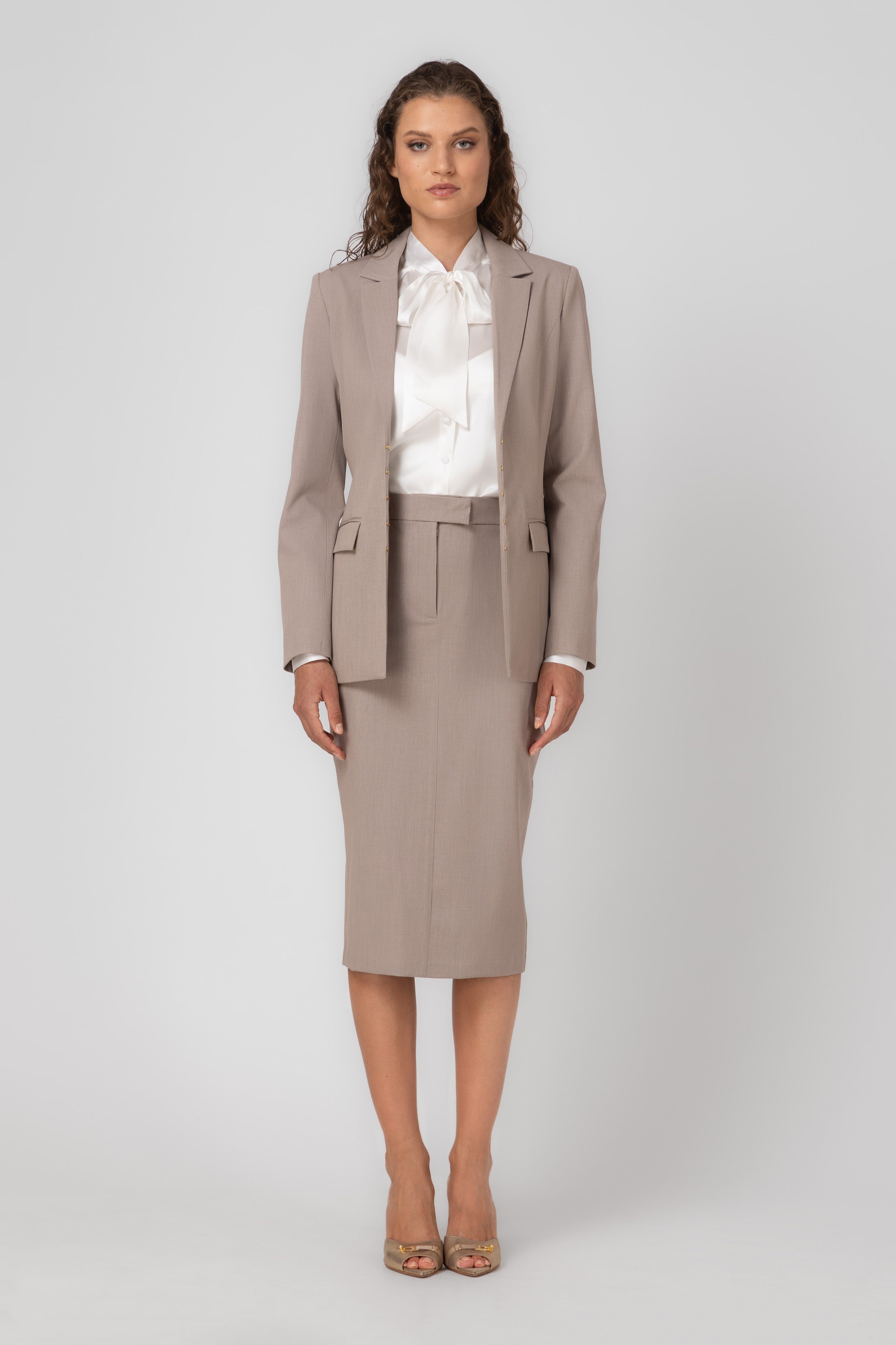 Fusta midi bej clasica cu buzunare Formal