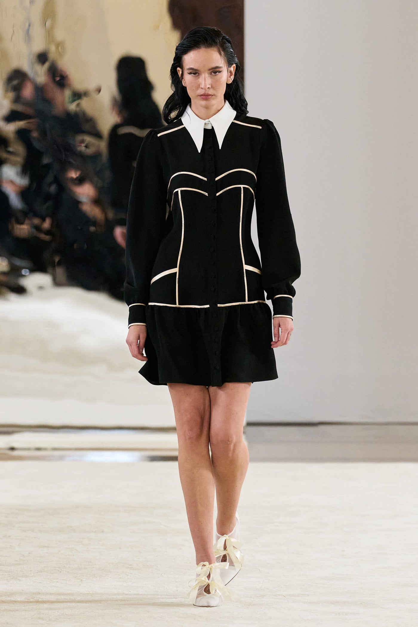 Rochie midi neagra cu detalii decorative Androgyn