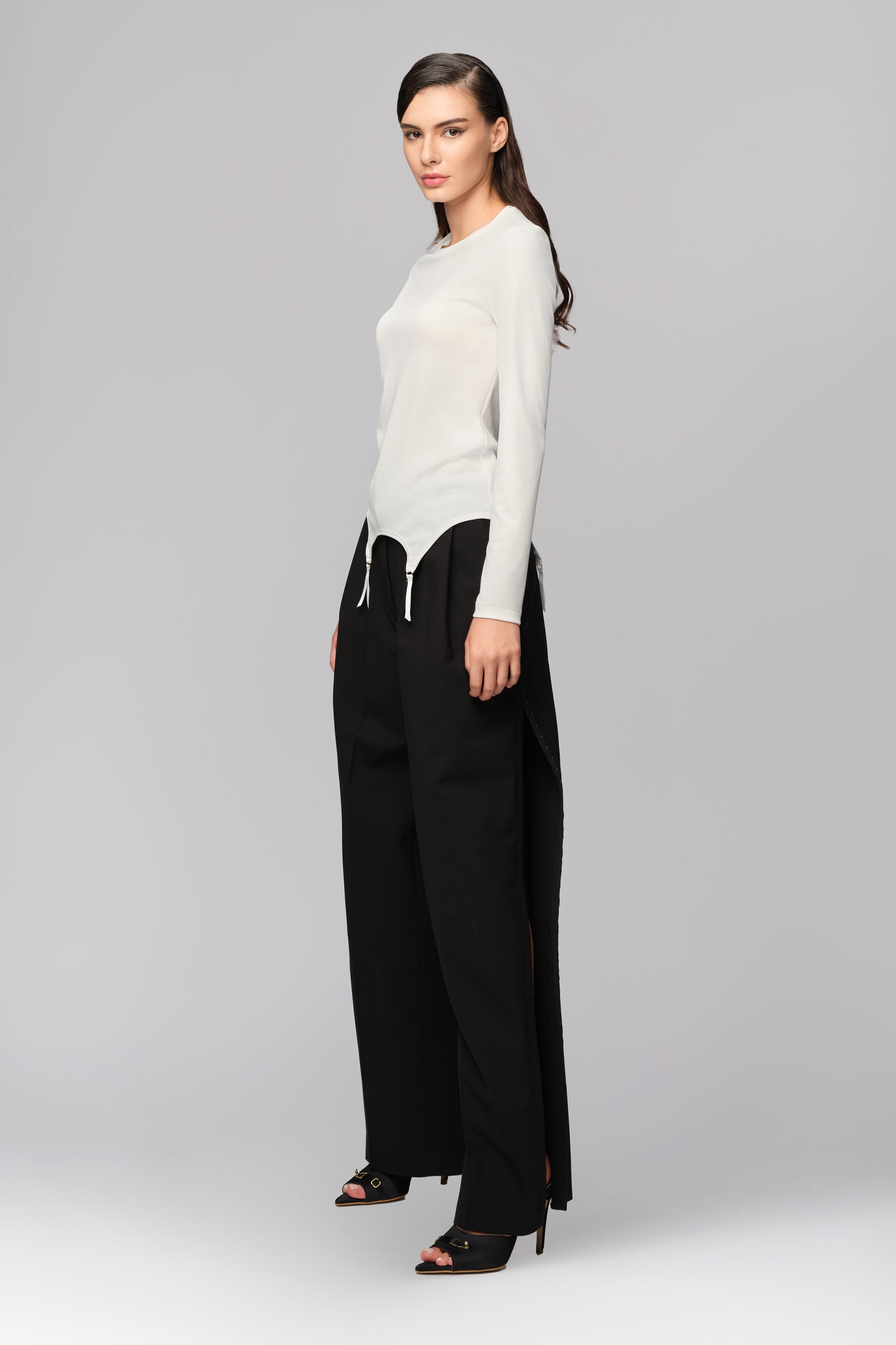 Bluza alba modal premium cu suspendere Garter