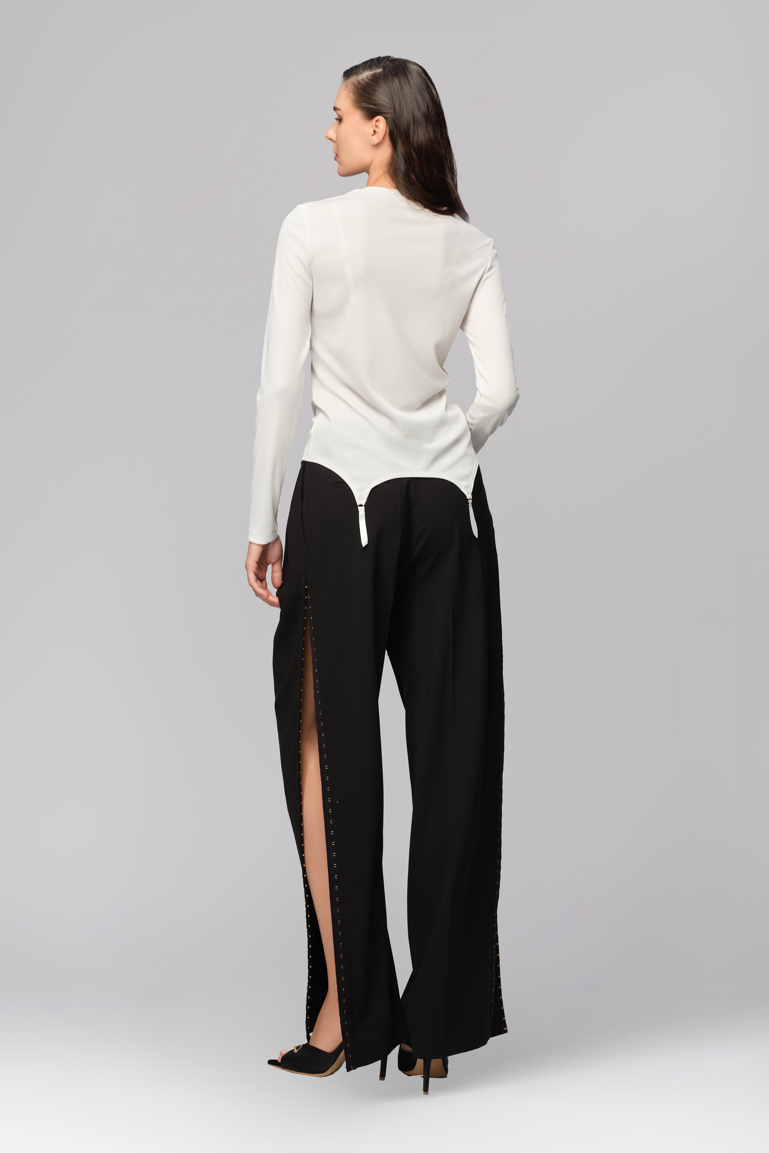 Bluza alba modal premium cu suspendere Garter