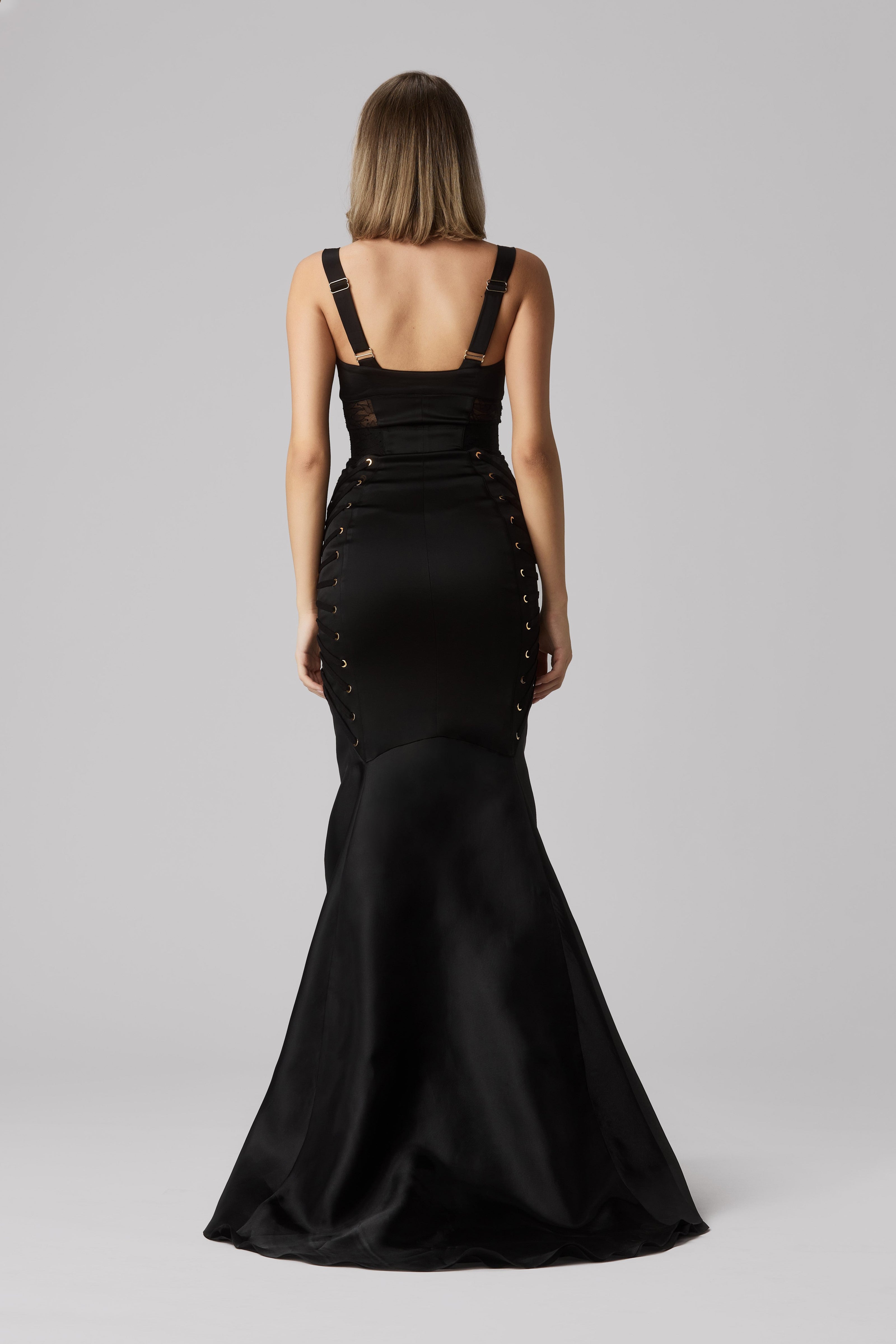 Rochie lunga neagra din satin si dantela Zest