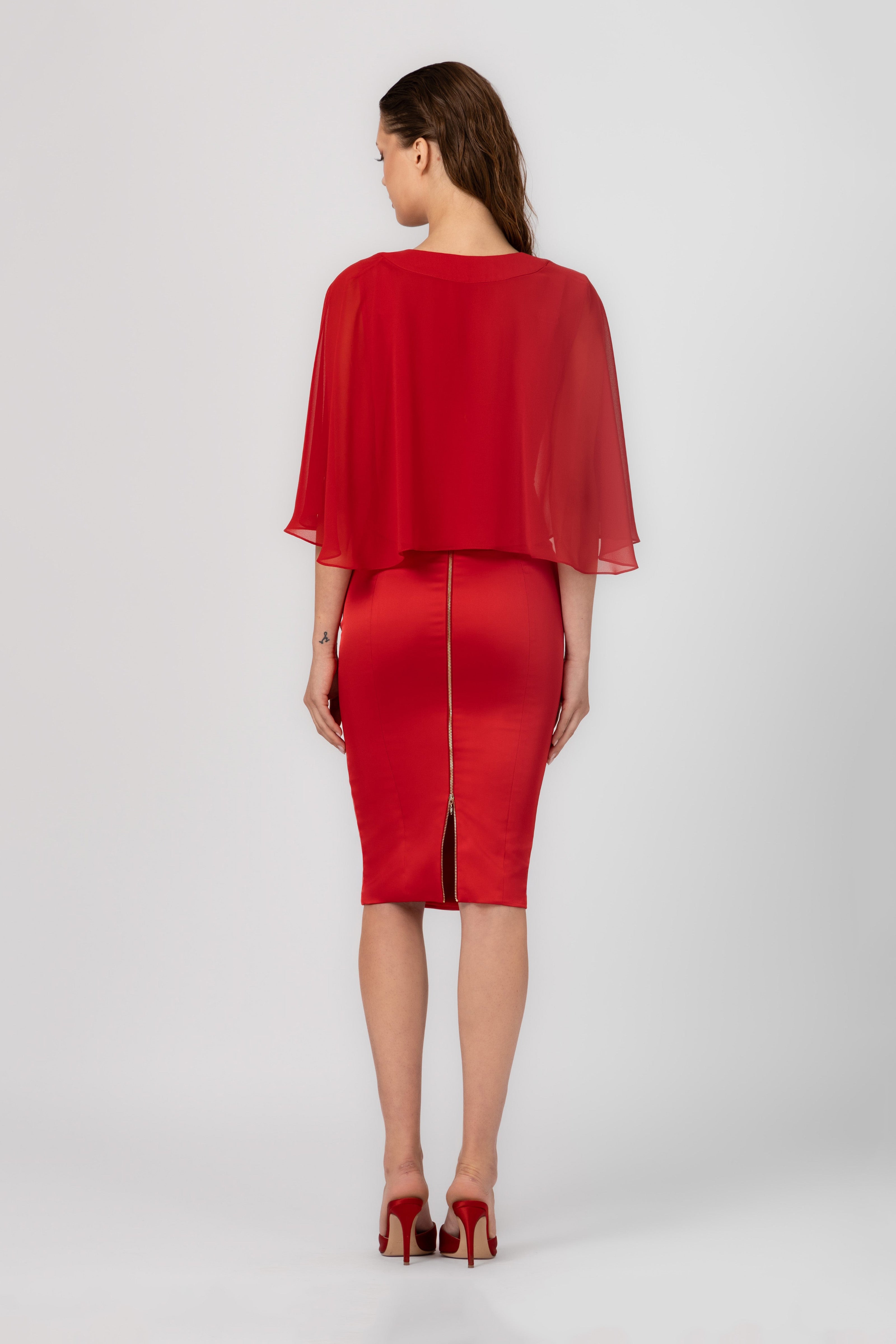 Capa rosie din voal transparent Veil