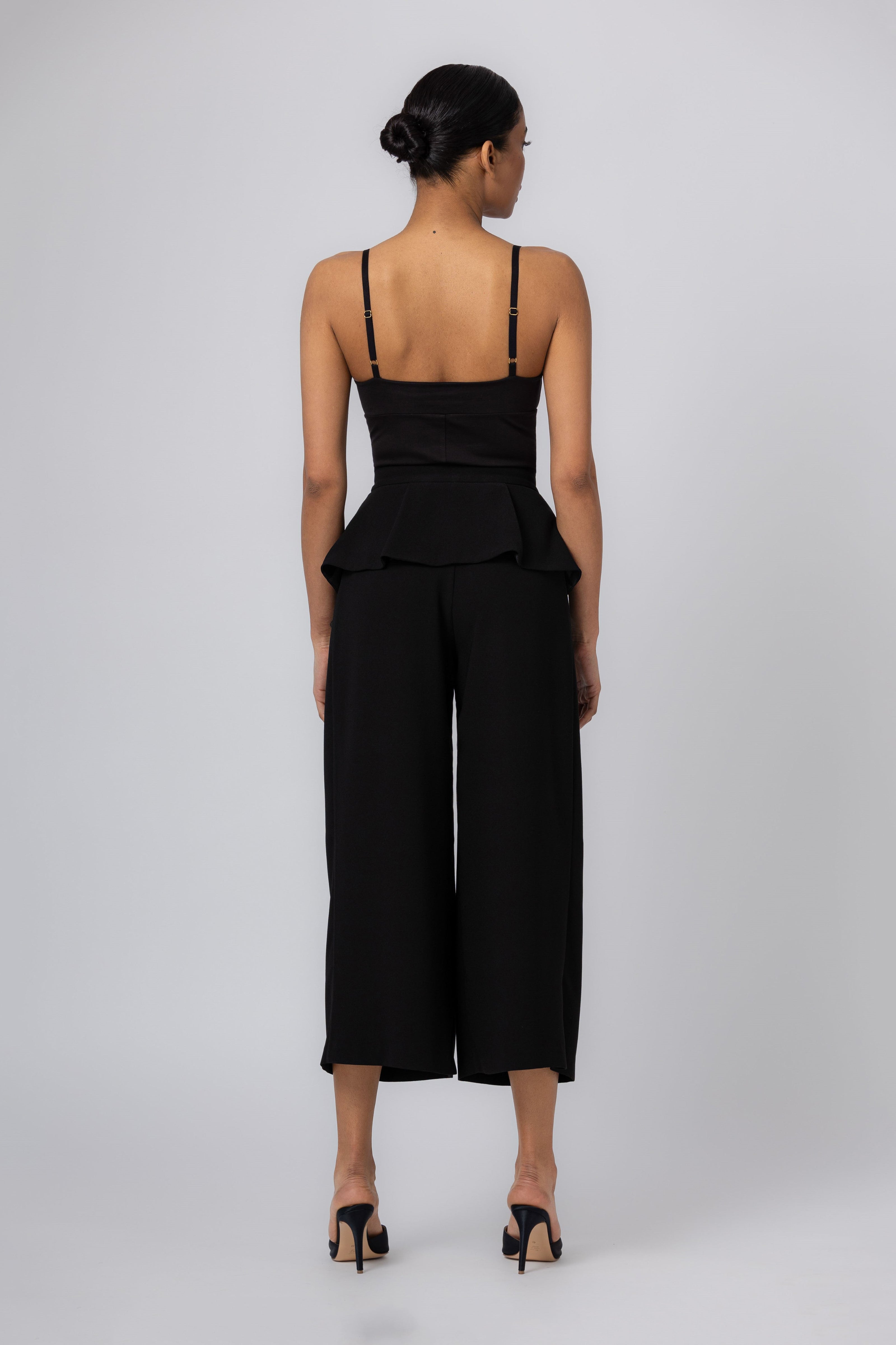 Body negru elastic cu bretele Skin