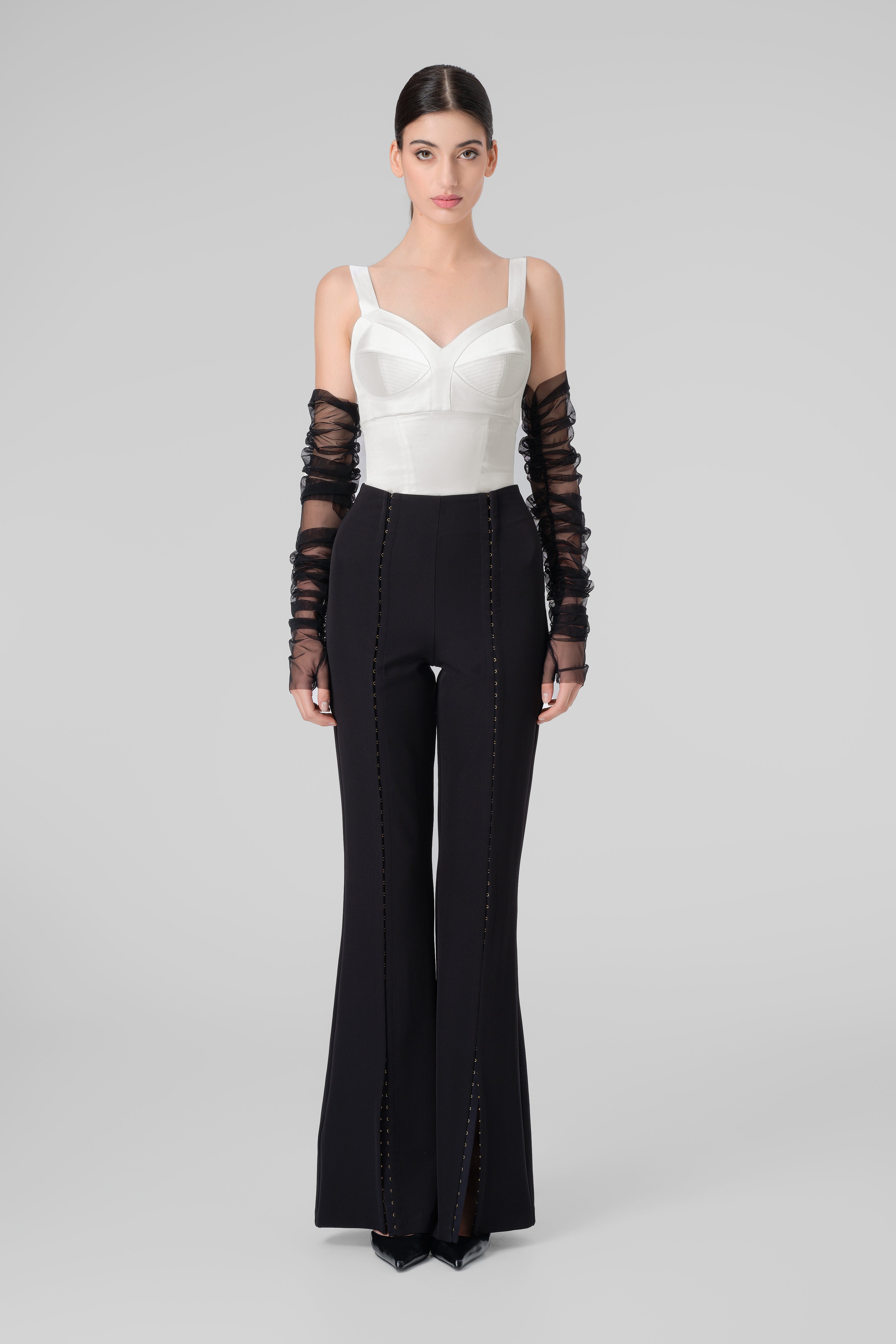 Corset alb din satin cu cupe Sculpt