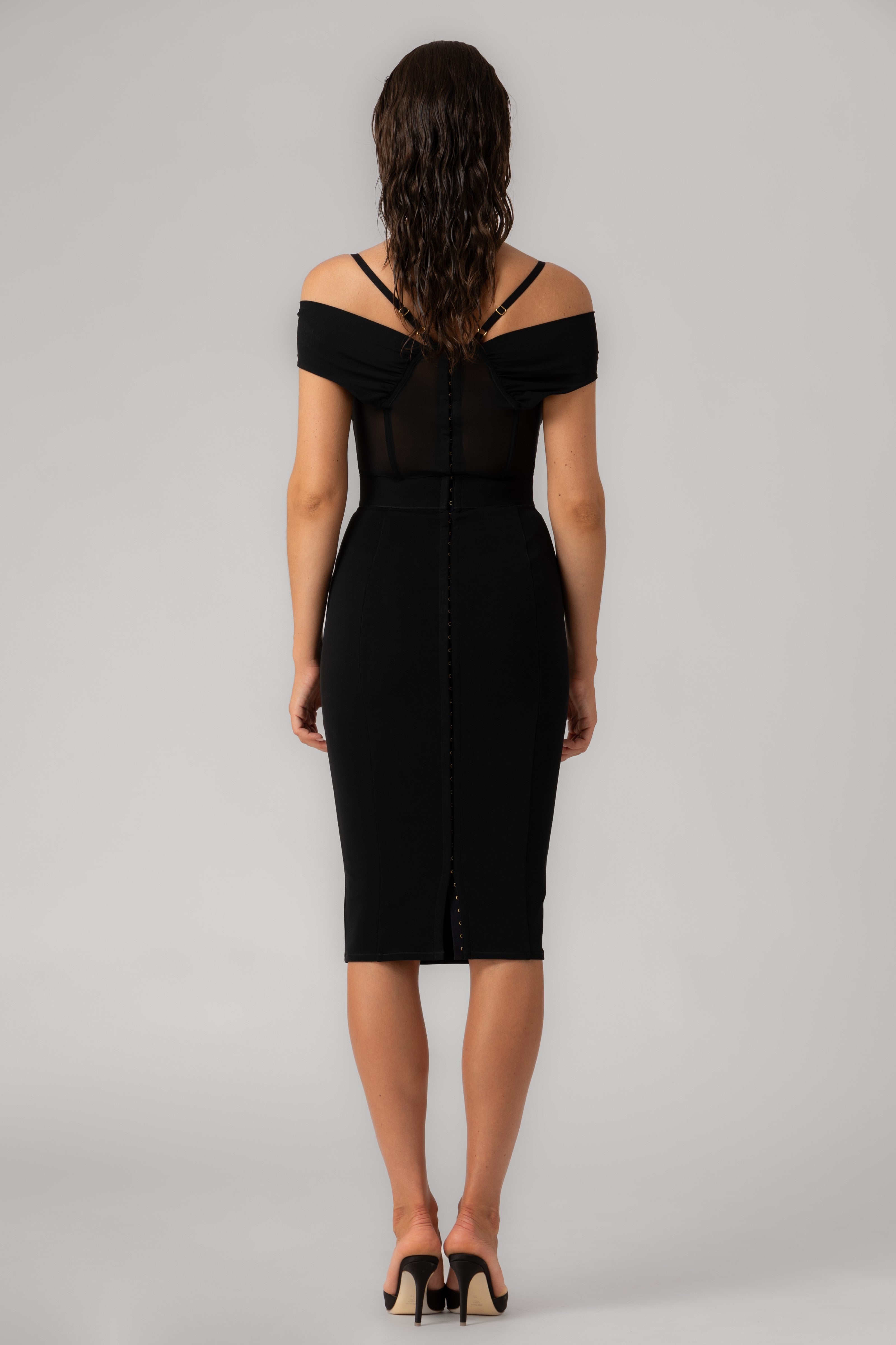 Rochie neagra mulata Stark