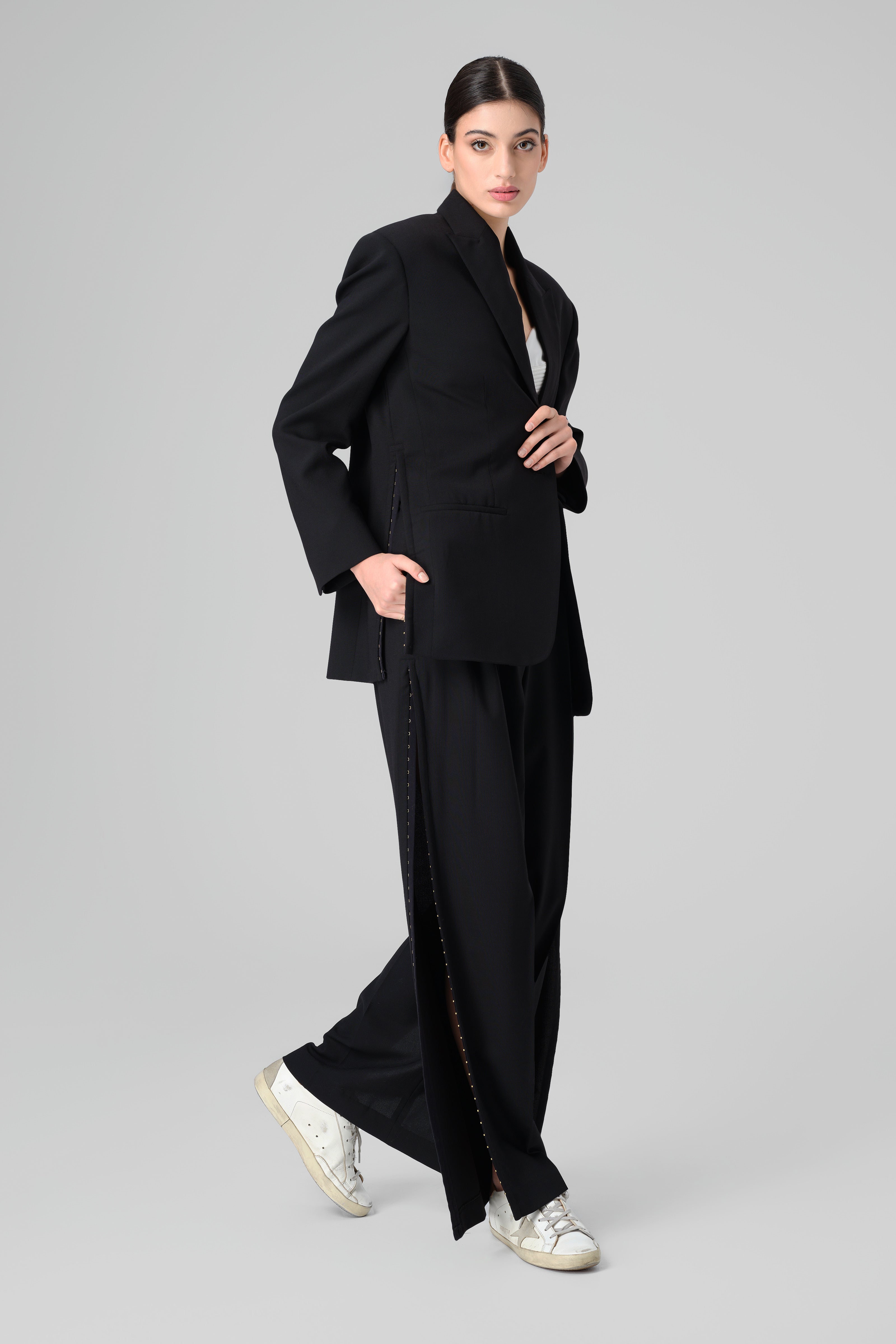 Blazer negru cu deschidere laterala Urban