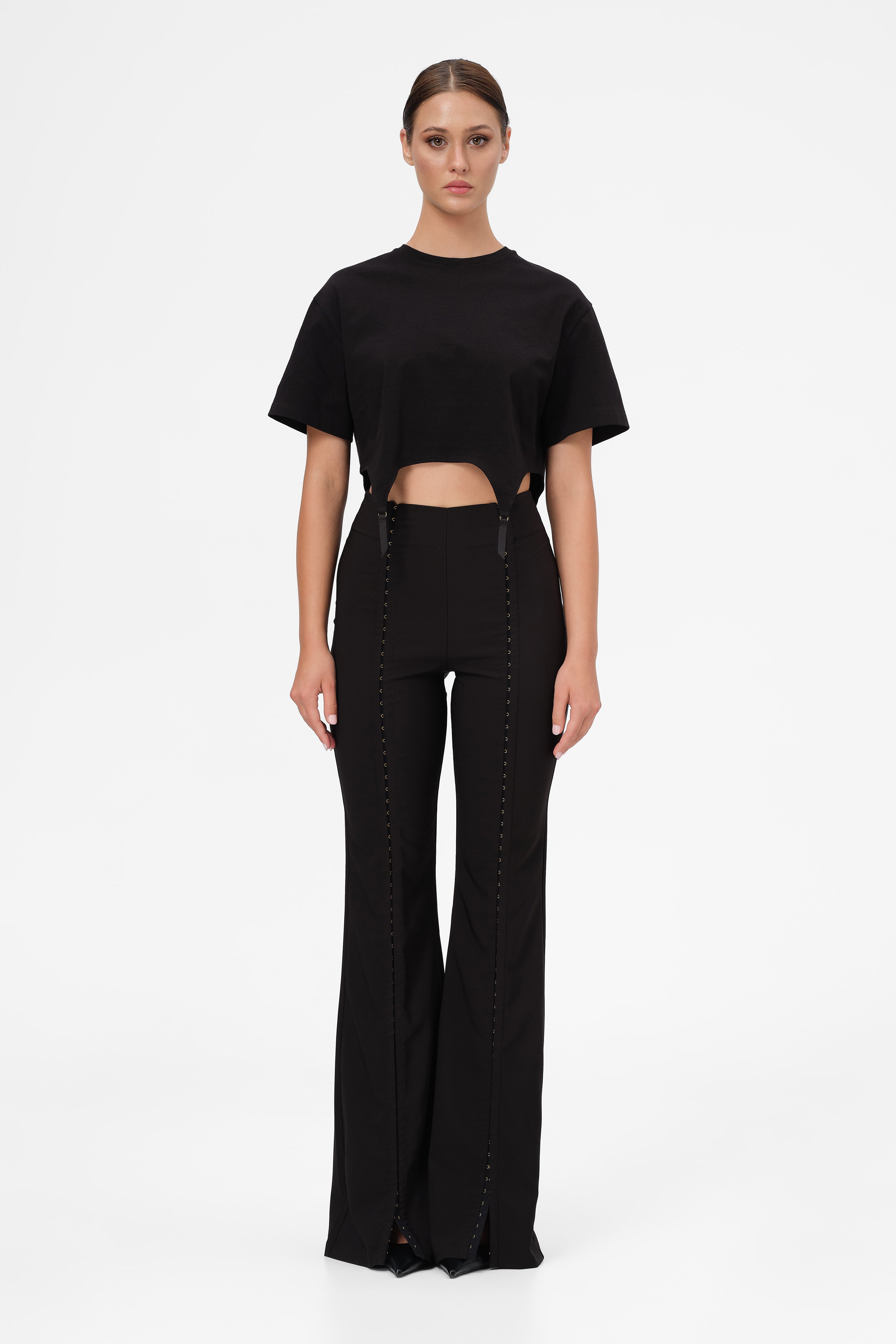 Tricou negru decupat Garter