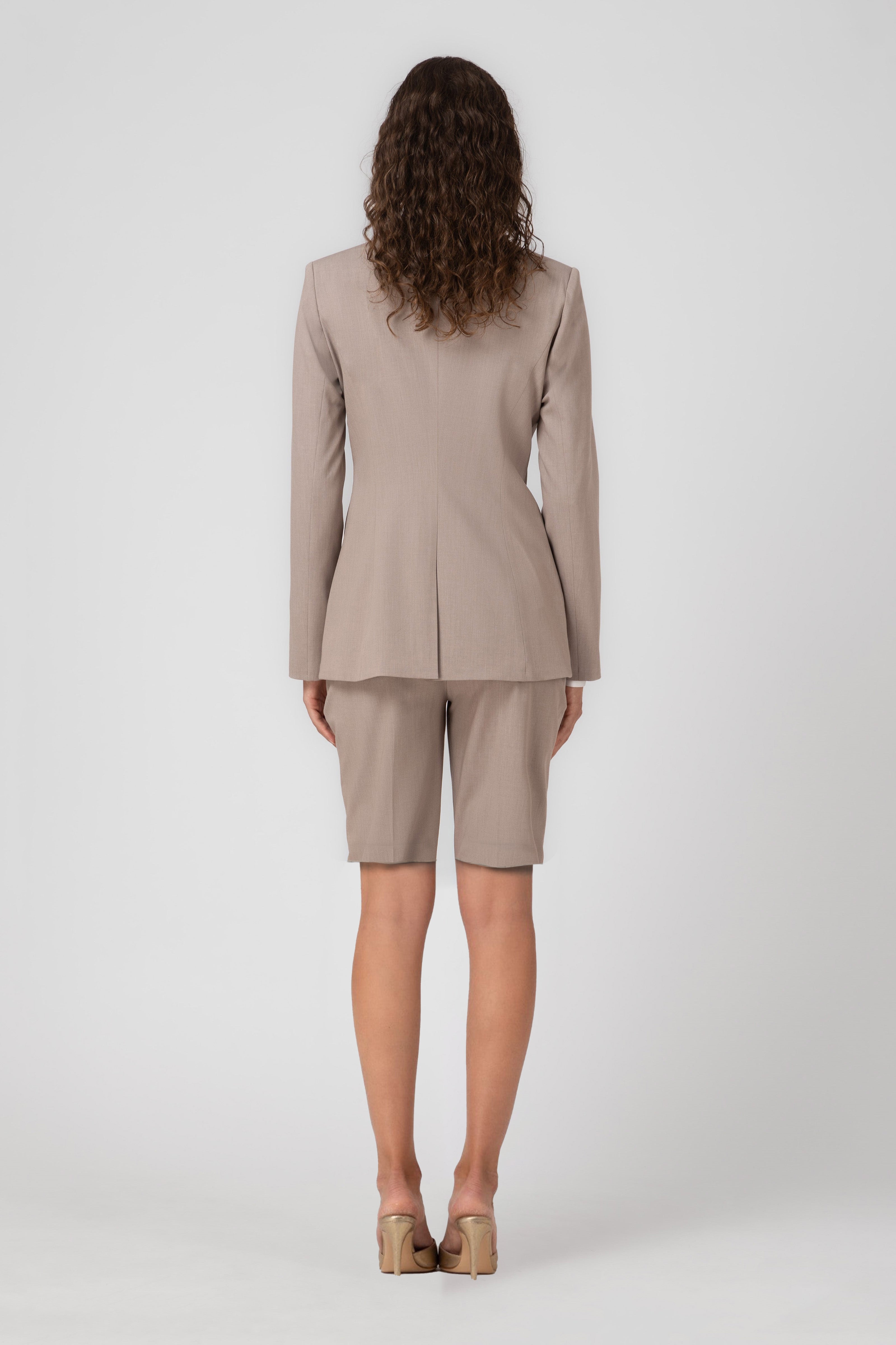 Pantaloni scurti bej lana Formal