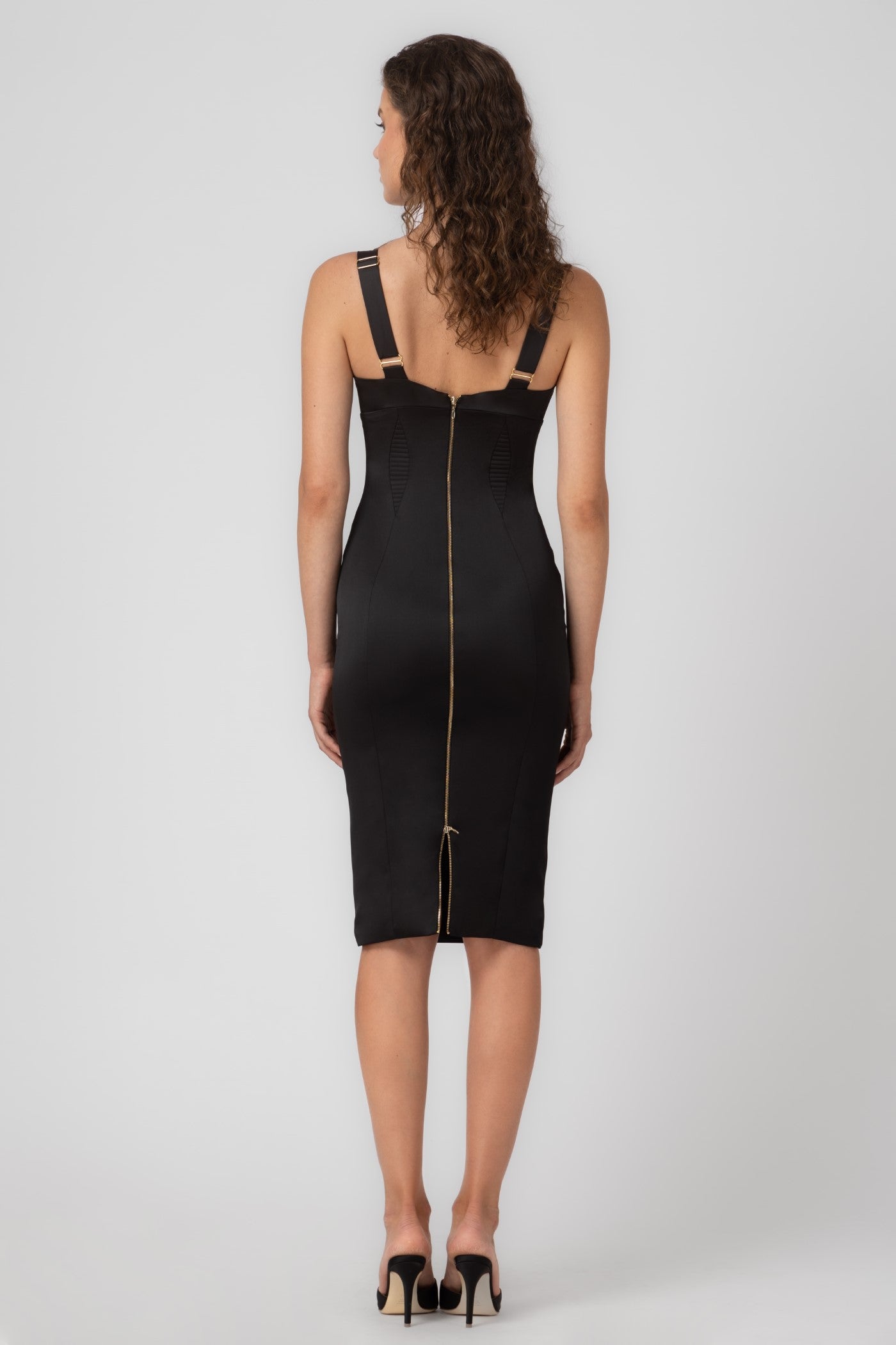 Rochie neagra din satin elastic Haze