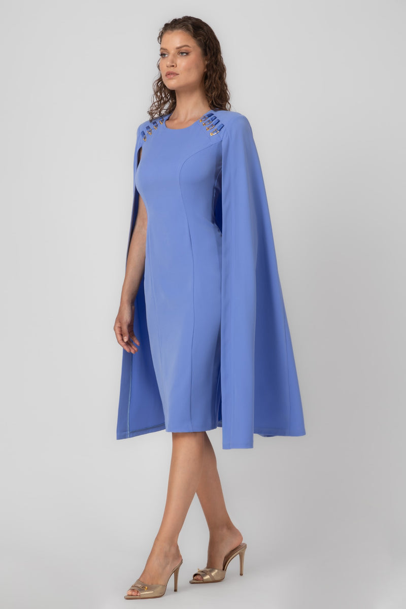 Rochie midi albastru deschis cu capă Mantle