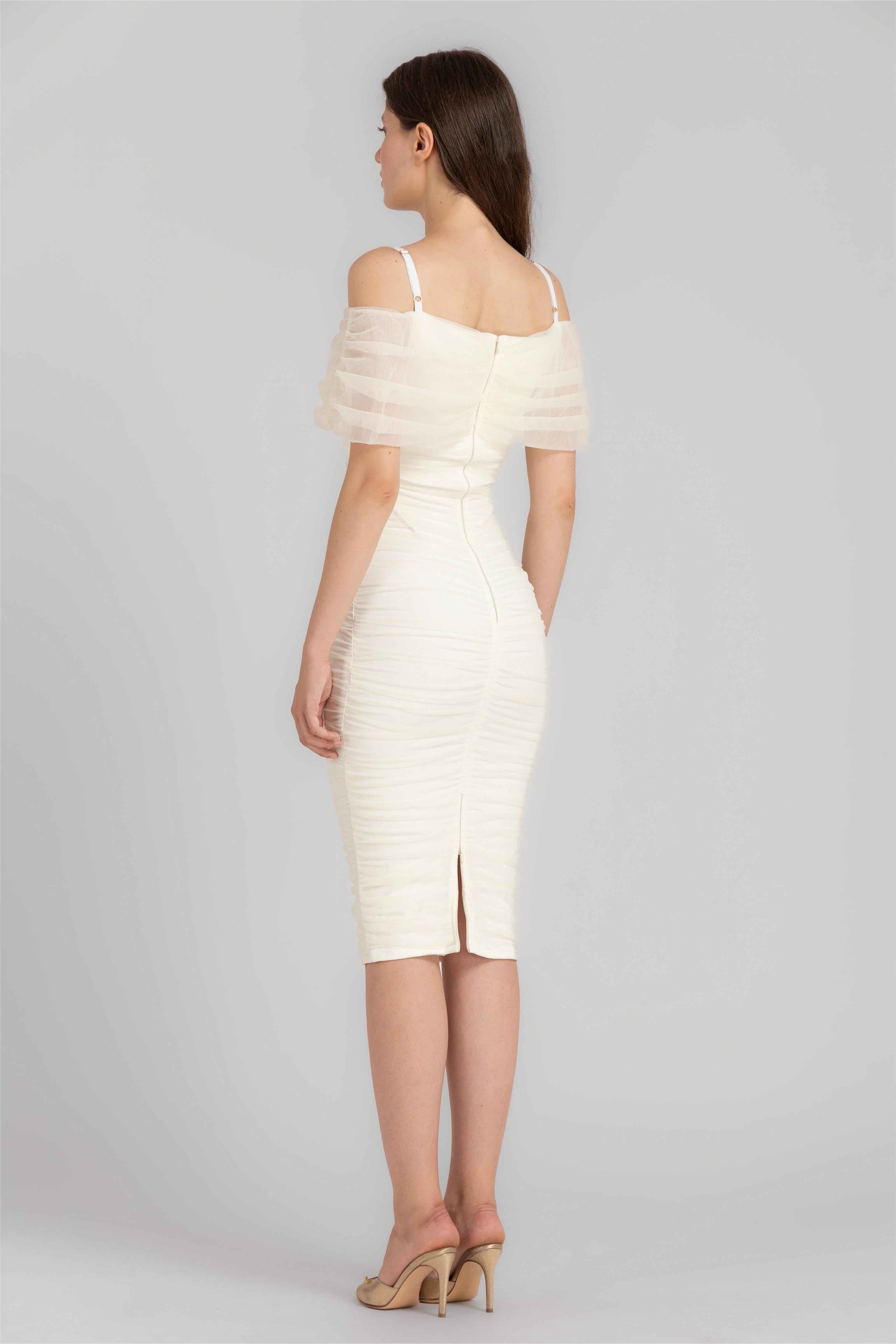 Rochie alba mulata din tul elastic Unveil