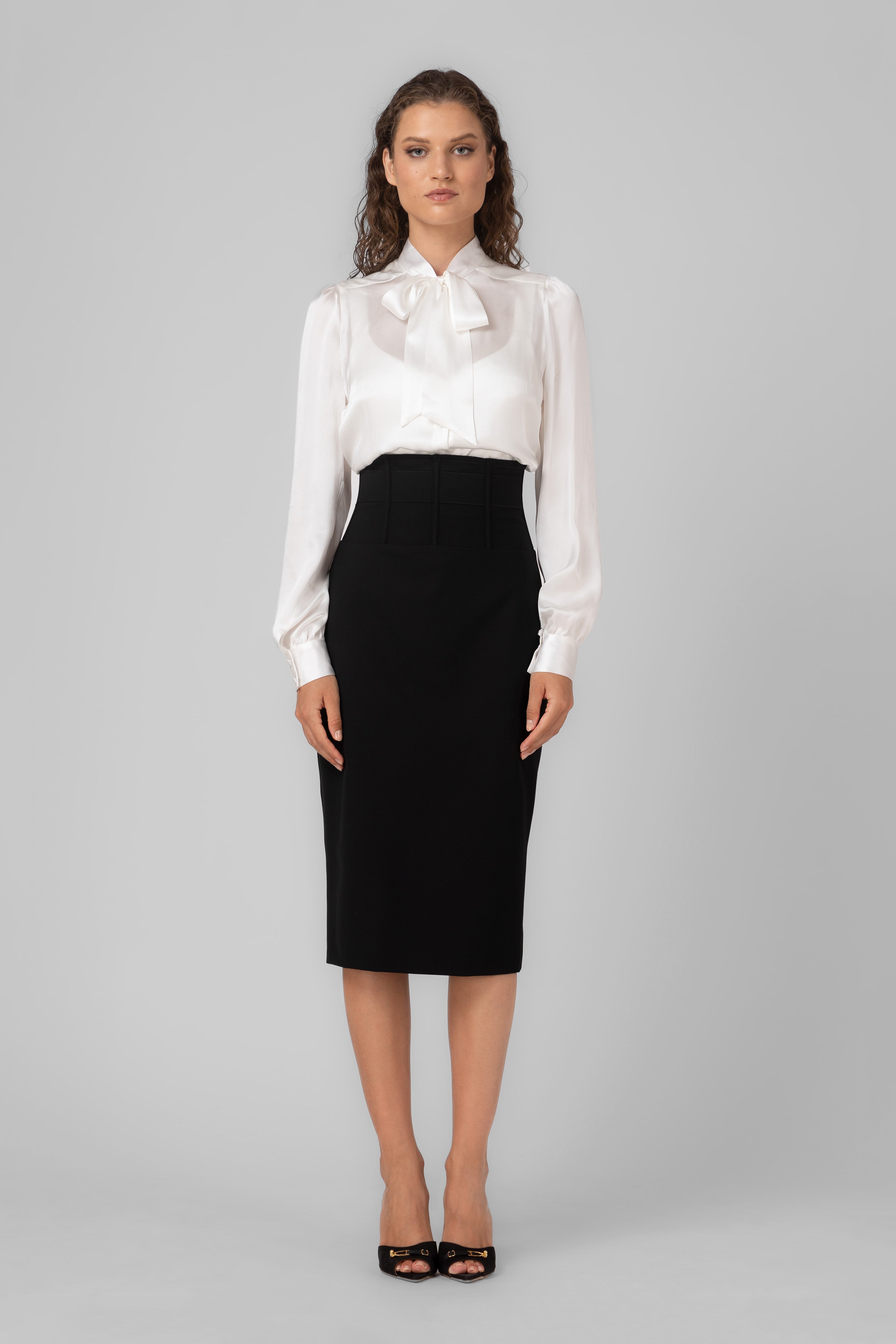 Fusta neagra midi cu talie inalta Tomboy