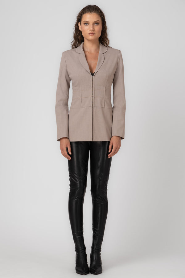 Blazer bej cu inchidere frontala Tomboy