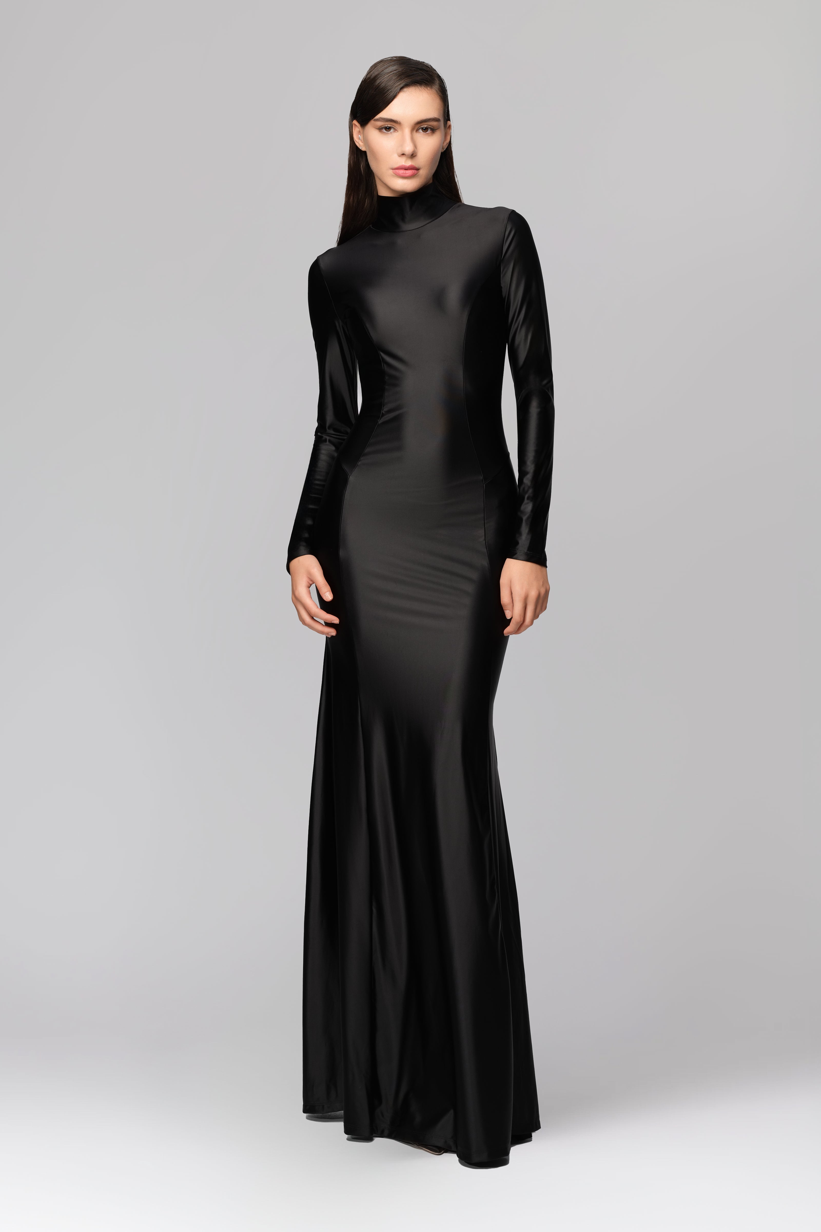 Rochie lunga neagra cu inchidere tip corset Cast
