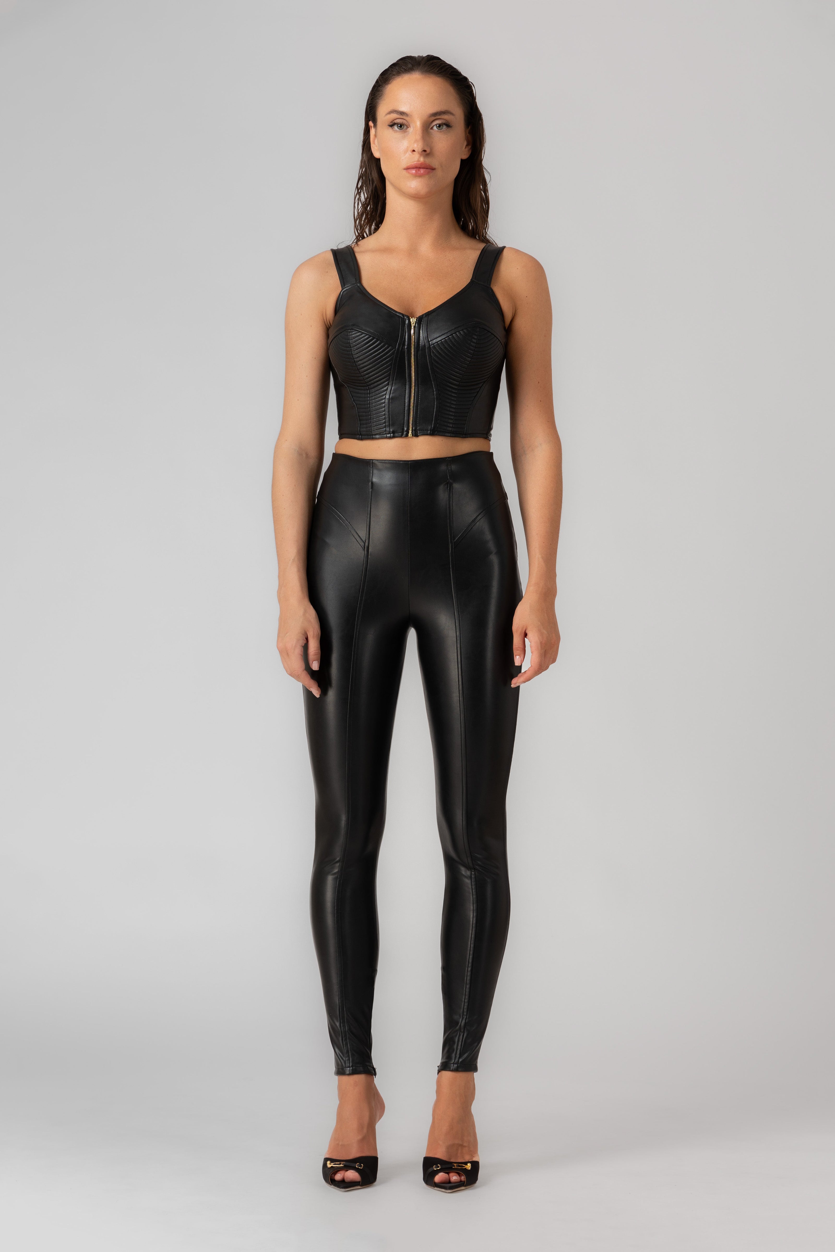 Top negru mulat din piele ecologică premium Corset