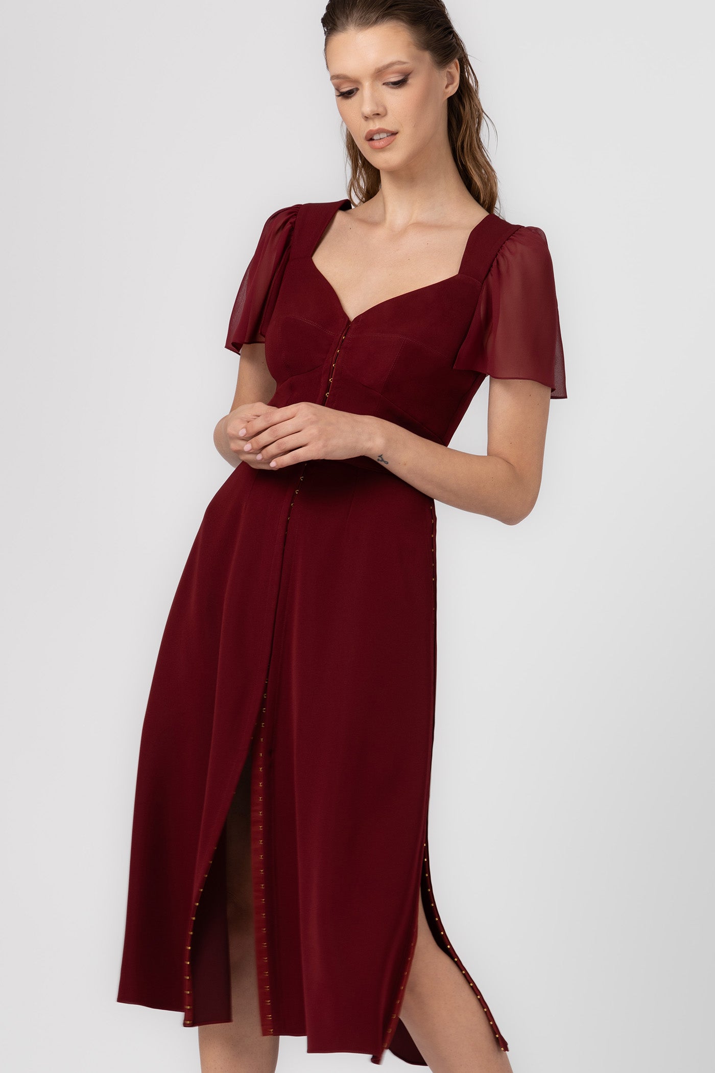 Rochie rosu inchis midi din satin Diversion