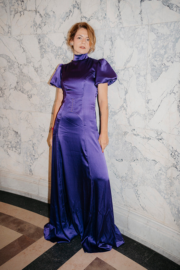 Mood image for Rochie violet lunga din matase cu corset Cast