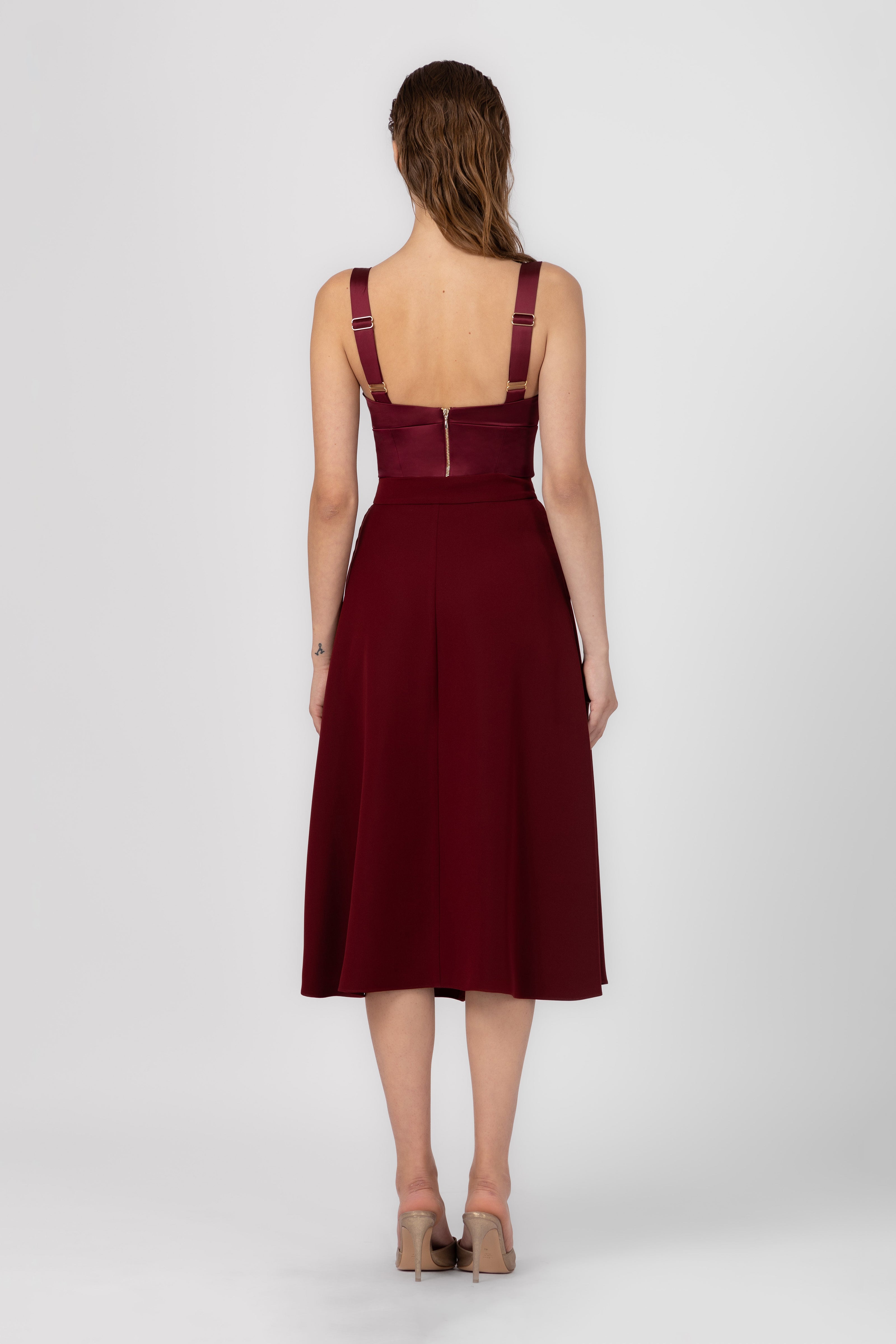 Fusta rosu burgund evazata Diversion