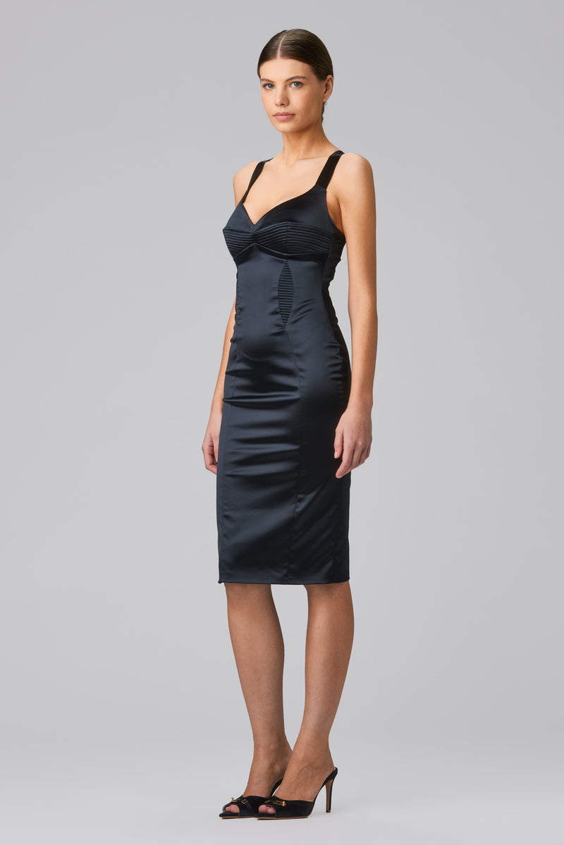 Rochie neagra din satin elastic Haze