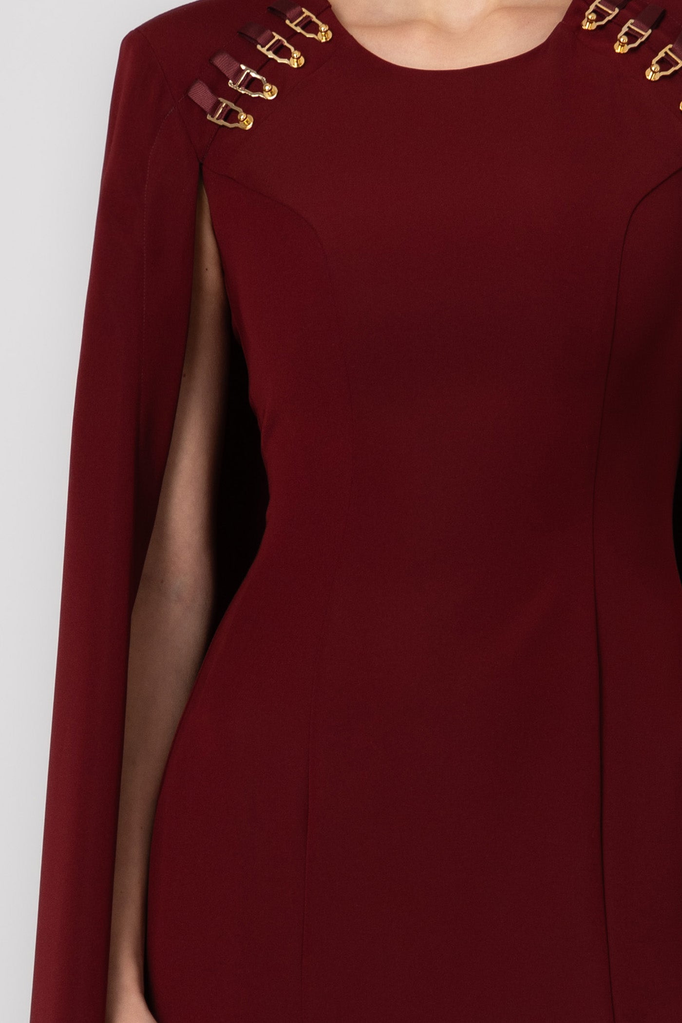Rochie midi rosu burgund cu capa Mantle
