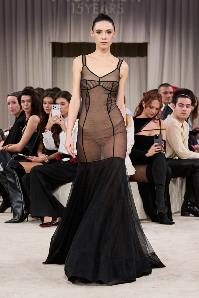 Rochie neagra din tul cu body si furou Tribut Haze