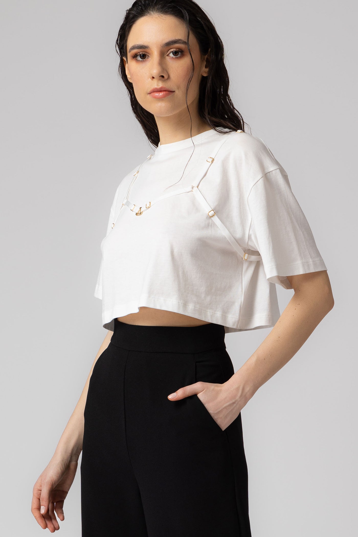 Tricou alb decupat din bumbac organic Outline