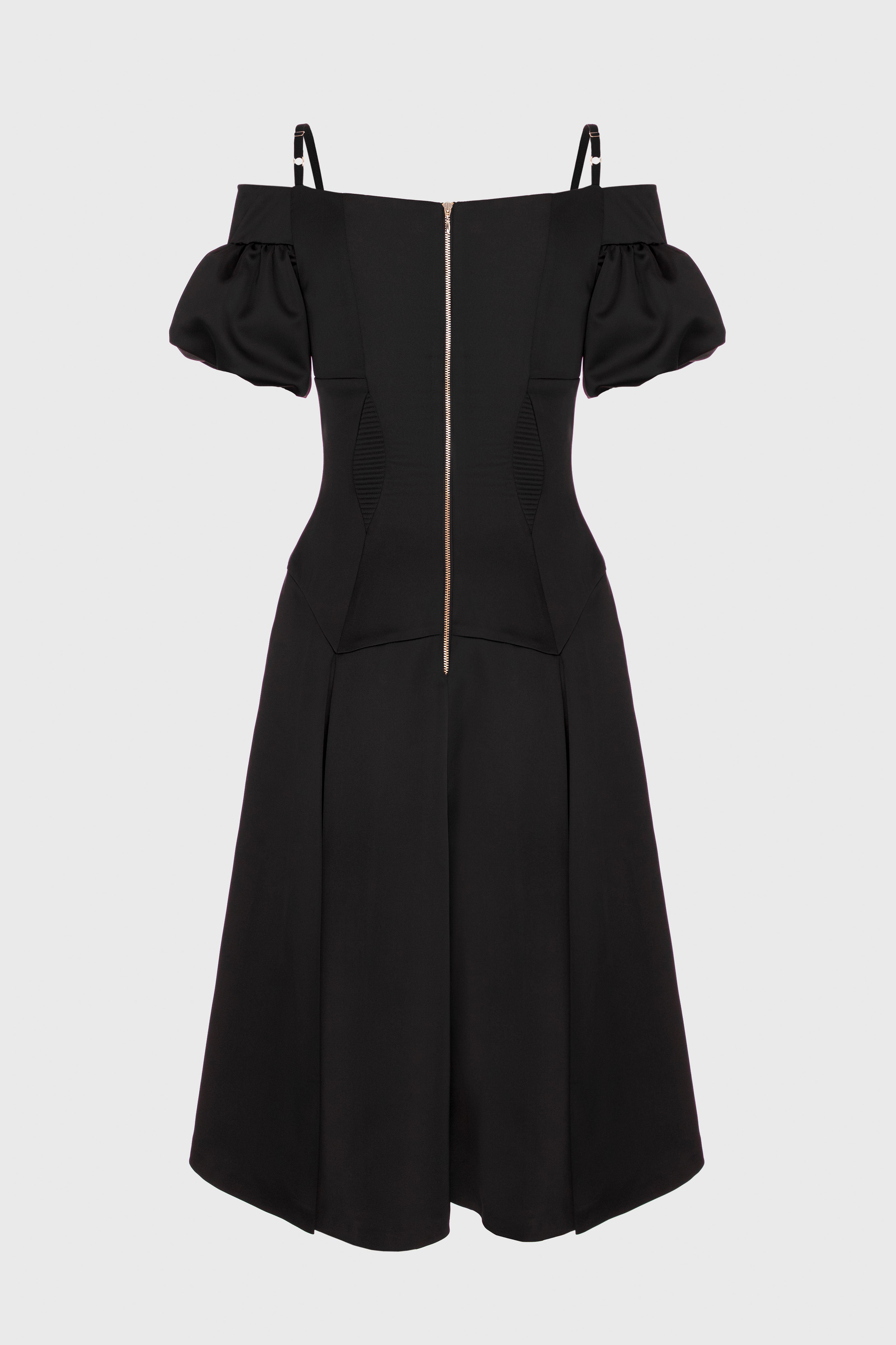 Rochie neagra din satin cu maneci bufante Haze