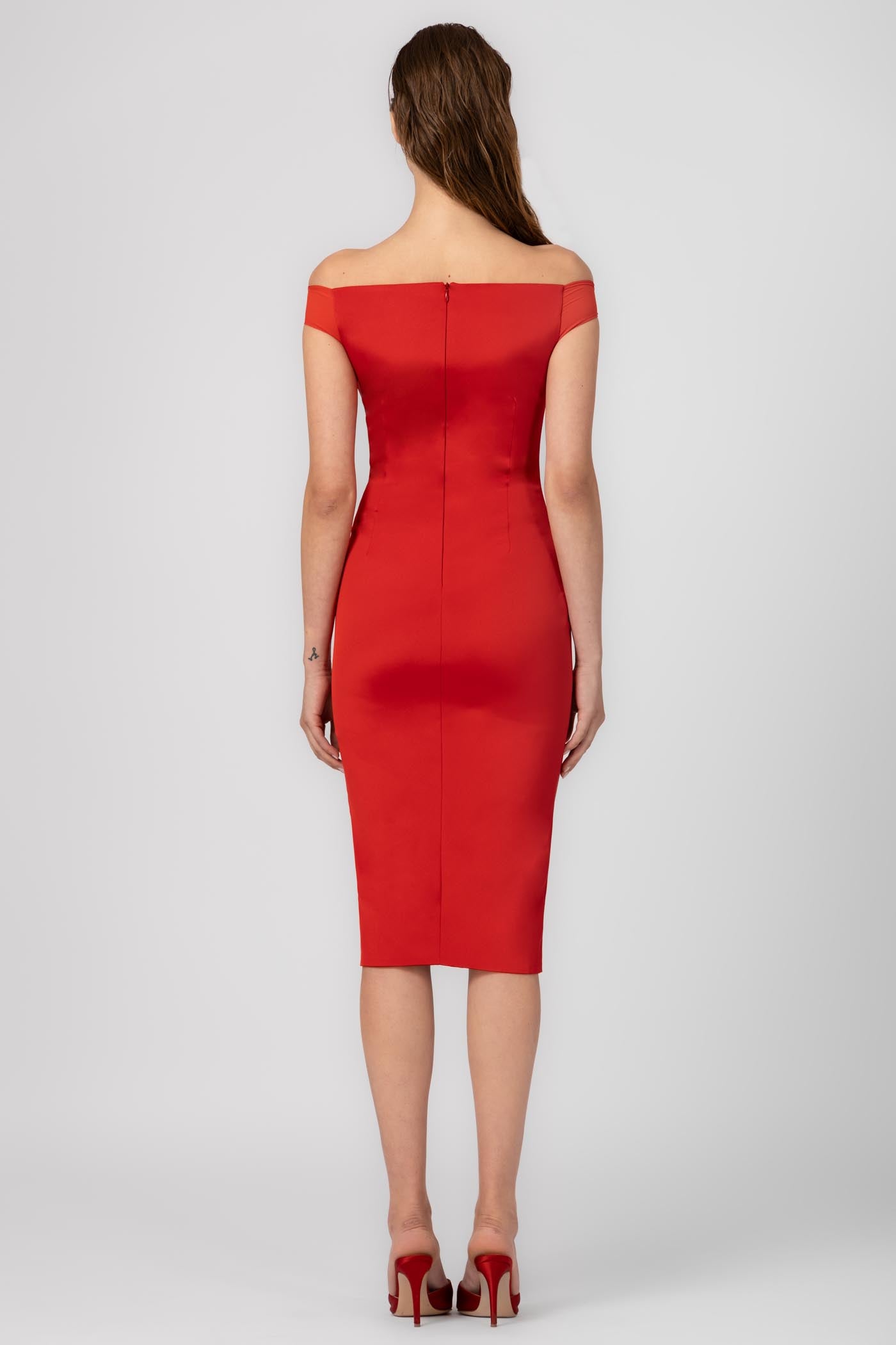 Rochie rosie mulata cu decolteu Ivy