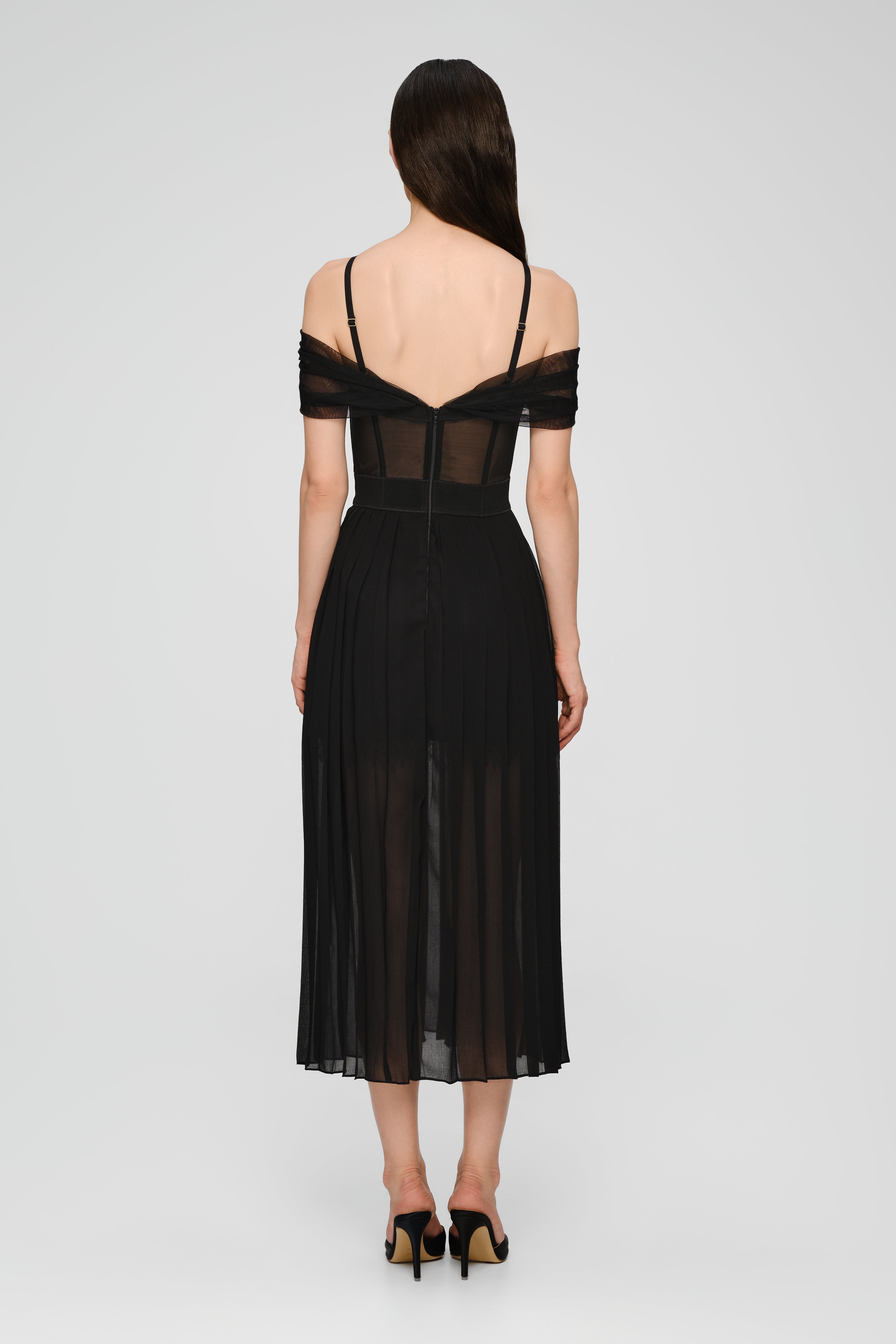 Rochie neagra din satin si voal plisat Utility